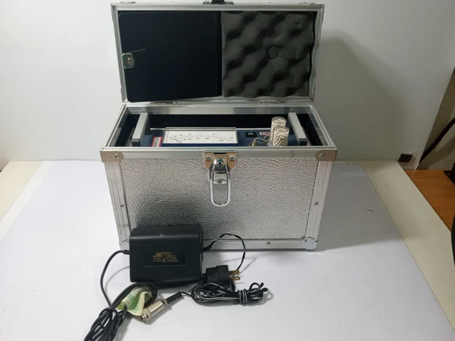MCM Dewluxe Wetherby LS23 7BJ Dewpoint Analyzer Hygrometer