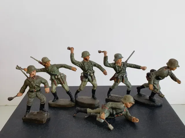 6 Elastolin Lineol Soldaten Handgranate Angriff Wehrmacht Militär II. WK Masse