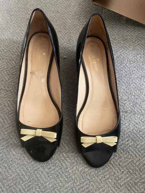 *Kate Spade Black Patent Peep Toe Wedge Heels with Nude Bow. Size 8