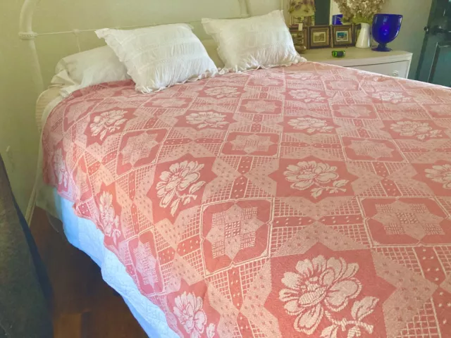 Vintage Woven Pink Floral Cotton Blanket Bedspread Coverlet 74 x 80