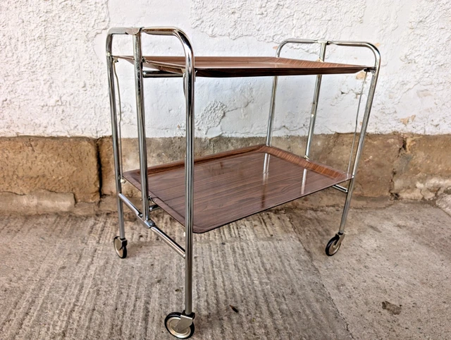 ② Table d'appoint et chariot vintage fumés des années 70 - Tables