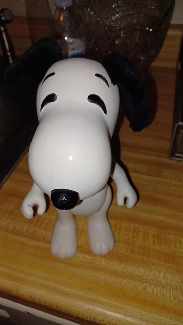 Vintage Snoopy Peanuts Dog posable figure 1958 United Features