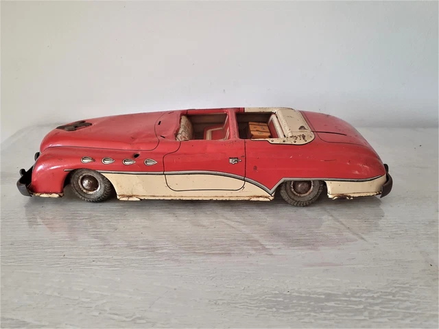 VOITURE JOUSTRA CABRIOLET DEAUVILLE à pile en bon état de fonctionnement. EUR 50,00 - FR