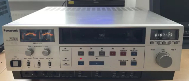 PANASONIC AG-6200 Professional VHS-Videorecorder PAL - vom Händler