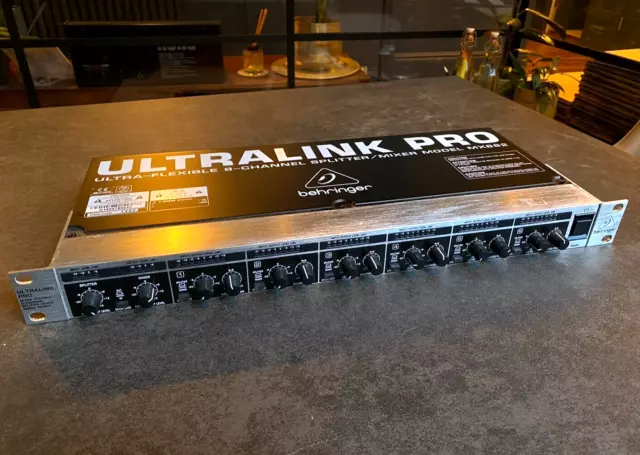 Behringer Ultralink Pro MX882 Ultra-Flexible 8-Channel Splitter/Mixer