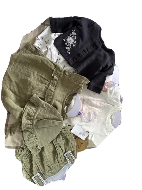 brand new baby girls big bundle of clothes outfits and sets 0-3 and 3-6 months