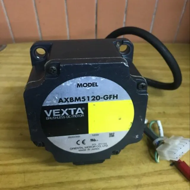 One Vexta Oriental Motor AXBM5120-GFH New In Box Expedited Shipping