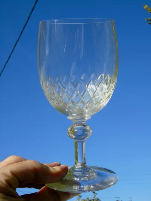 Baccarat? Saint Louis? Verre à eau en cristal taillé. Début Xxe s. Haut. 15,3 cm