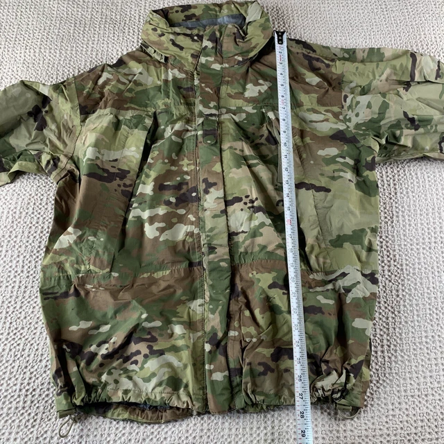 Extreme Cold/Wet Weather (Gen 3) Layer 6 OCP Jacket, Size Medium Long, EUC Hood 6