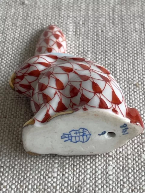 HEREND small rust red fishnet pattern porcelain rabbit 3