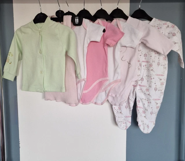 Baby Girls Clothes Bundle Age 0-3Mths.7 pieces.Mixed brands. Used.