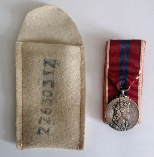 Médaillon De Harnais Cheval En Laiton – Vintage Couronnement Reine Elizabeth II 1953
