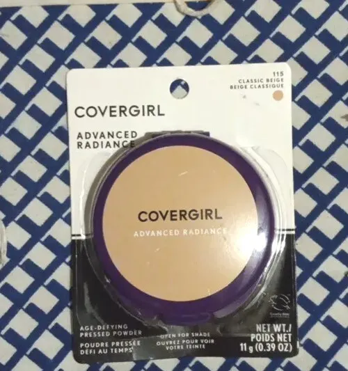 COVERGIRL ADVANCED RADIANCE AGE DEFYING PRESSED POWDER #115 Classic Beige NEW