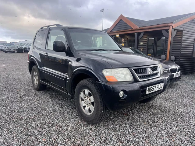 Swb Unit 2007 MITSUBISHI SHOGUN SWB 115k MANUAL AIR CON TOWBAR LEATHER 2 OWNERS ...