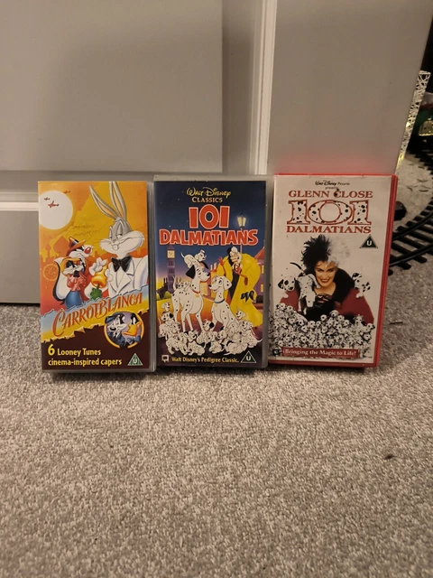 BUNDLE OF VHS Including Disney Dalmatians & WB Looney Tunes