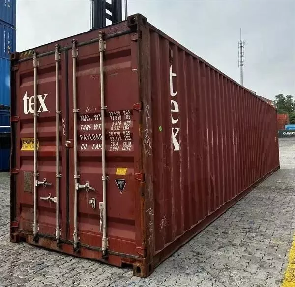 40ft Used High Cube Shipping Containers - Nationwide 03302237001. From £1495+VAT