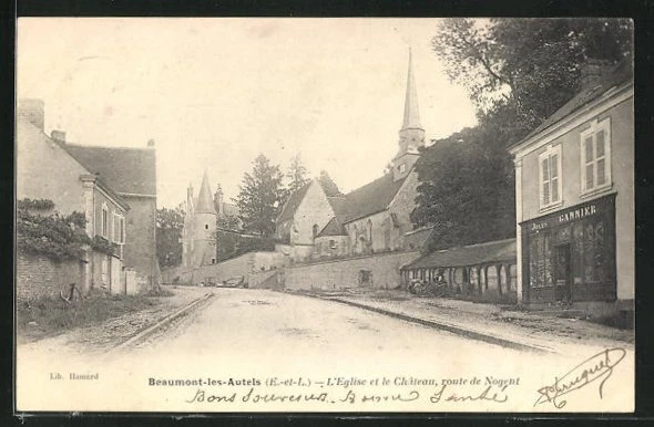 CPA Beaumont-les-Autels, L'Eglise et le Chateau 1903