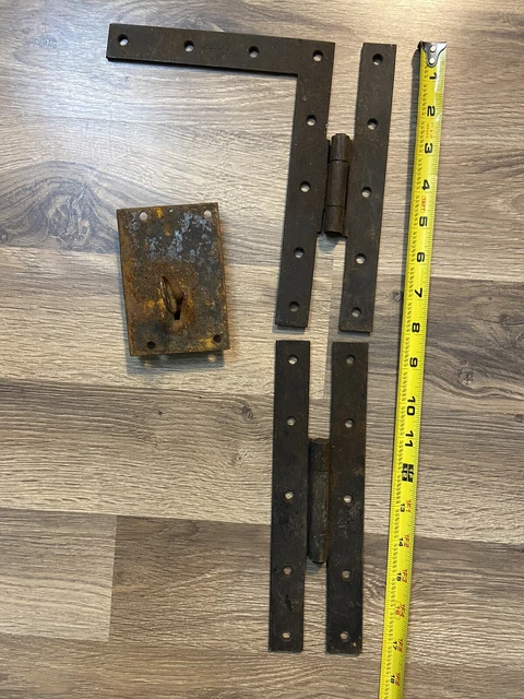 Antique hand made strap hinges and lock 4