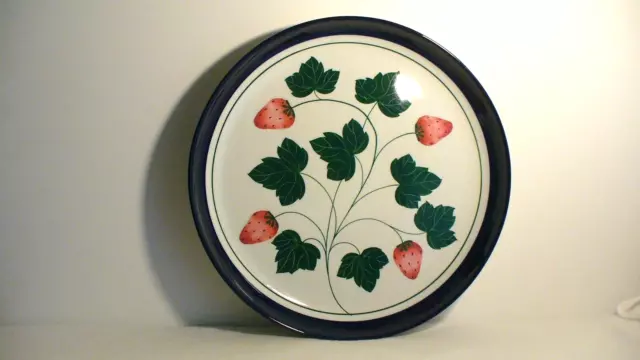 Dansk Berry 13 1/8" Strawberry Deep Round Platter - 1