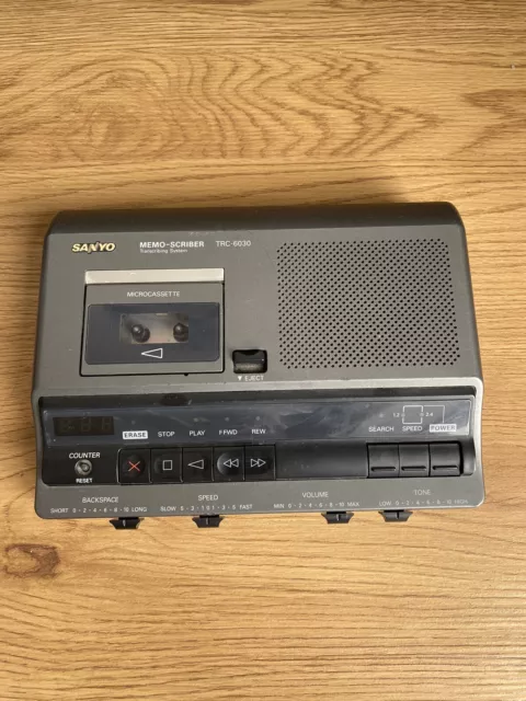 Sanyo TRC-6030 Memo Scriber Cassette Tape Player Untested