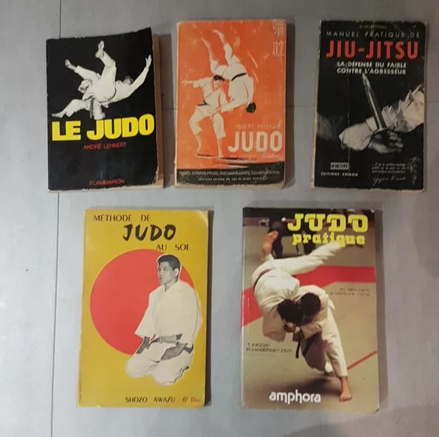 Judo Et Jiu Jitsu , Lot De 5 Livres Anciens.