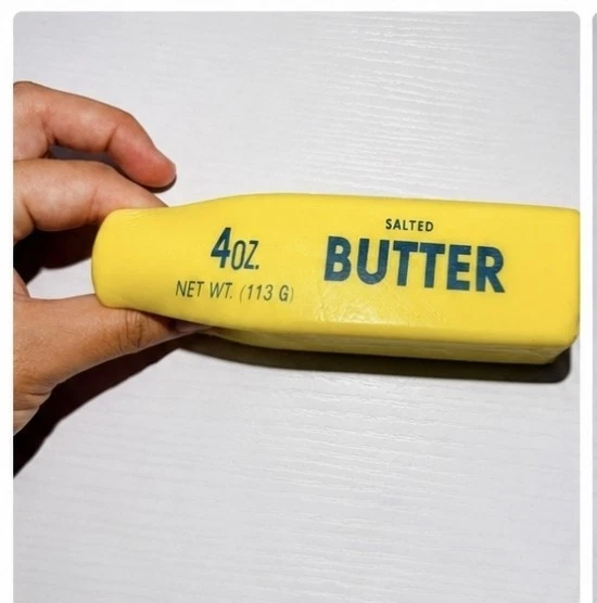 SQUEEZY SQUISHY SQUICHIE Antistress Beurre Sal BUTTER Jaune 4 Oz squeezy-squishy-squichie-antistress-beurre-sal-butter-jaune-4-oz