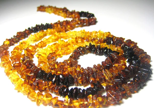 Grand collier d'ambre blanc baltique naturel - En vente sur valeur colli