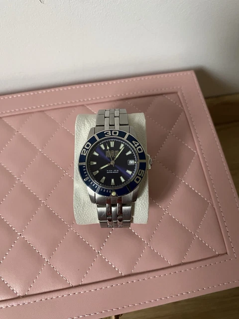 Bracelet de montre Nato nylon rouge SGF4025 (M) - ZRC