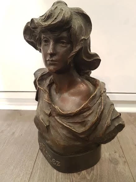 Buste 19e signé JACOBS Grès ART NOUVEAU sculpture vintage antique mucha