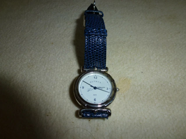 Montre Homme KING QUARTZ – Boîtier Titane, Bracelet Cuir Noir – Neuve Sans étiquette