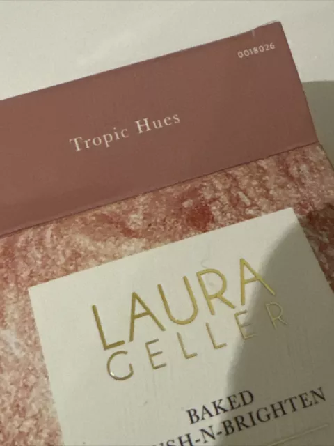 LAURA GELLER Blush al forno N-lucido Blush marmorizzato. Nuove tonalità tropicali in scatola 4,5 g 3