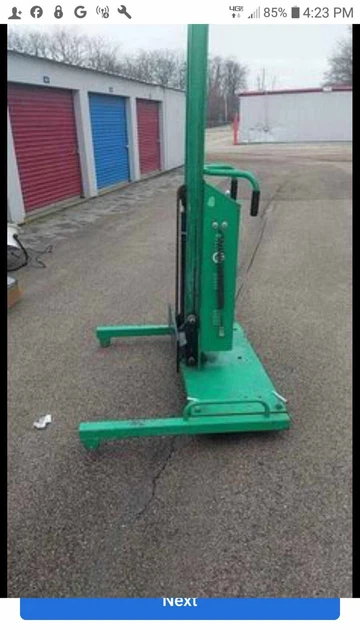Working Valley crafft Versa Lift 12V Hydraulic 800lb lifting drum handler