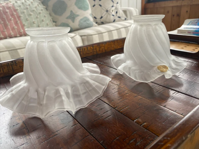Vintage VIANNE VV Frosted Glass Lamp Ruffle Shades lot of 2 - Made in France