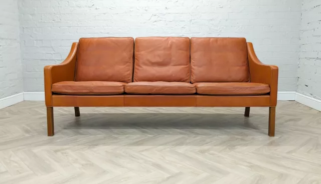 Mid-Century Vintage Danish Tan Leather Borge Mogensen Model '2209' 3 Seater Sofa