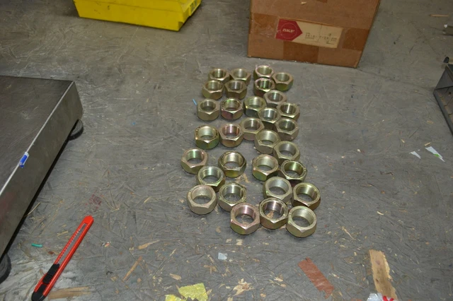 Lot Of 31 Left Lh Budd Wheel Nut Inner C9121 Free Shipping
