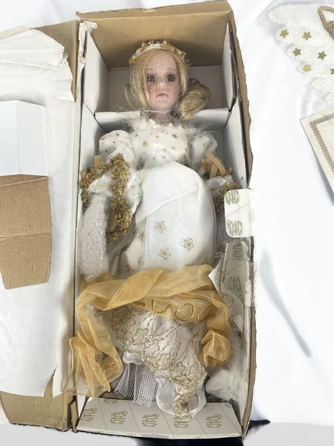 HERITAGE SIGNATURE COLLECTION 17" Porcelain Angel Wing Doll COA 2004