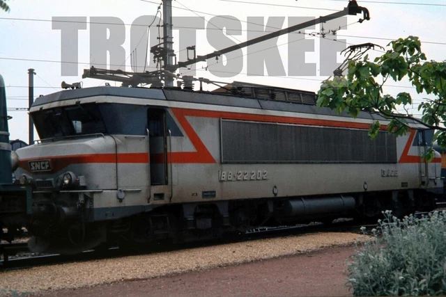 35mm Slide SNCF French Railways Electric Loco BB 22202 1984 Original