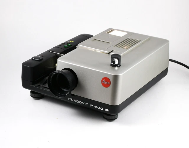 projecteur Leica Pradovit P 600 IR diapositive + Leitz Colorplan P2 2.5 / 90 mm