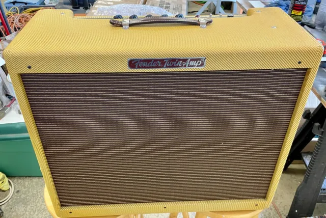 Fender Custom Shop 57 Tweed Twin 40 Watt All Tube 2x12 Combo Amp Reissue 5E8-A