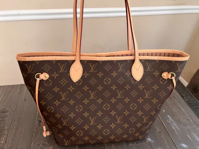 New Authentic Louis Vuitton Neverfull Tote MM Beige Canvas - Unused
