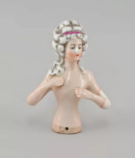 8840091 Porcelana Muñeca de Té Halfdoll Um 1900 Thüringen Rococo Mujer H 9 CM
