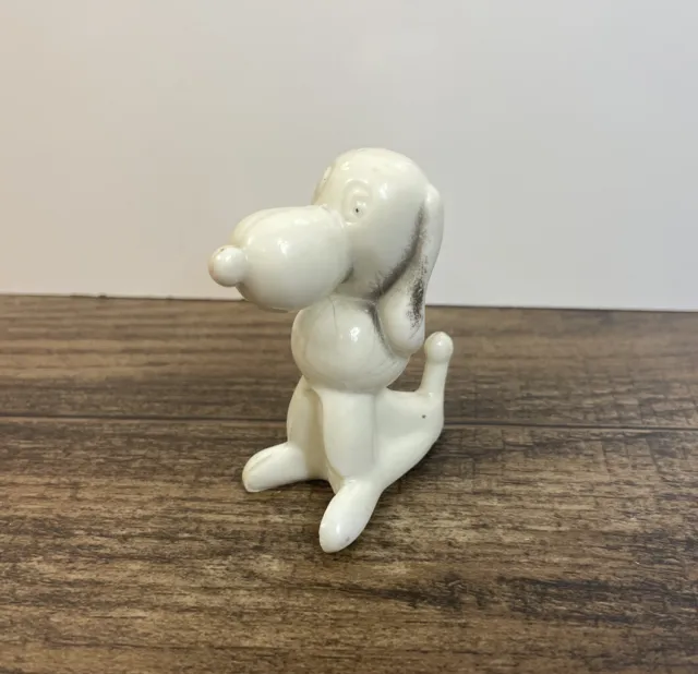 Vintage Hound Dog 2.5" Resin Figure White Snoopy Beagle Puppy