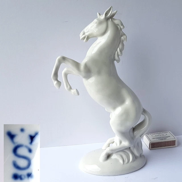 Porcellana Figura/Cavallo Aufsteigend Gräfenthal DDR M278