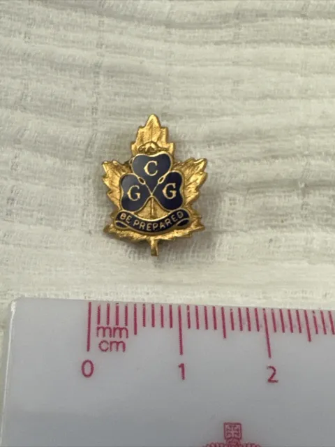 Vintage Enamel Canadian ￼Girl Guides Be Prepared Badge