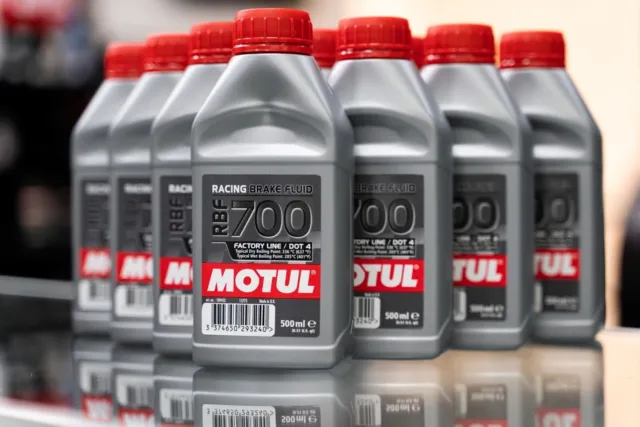 RBF700 RBF 700 (Meilleur que RBF600 600 & RBF660 660) Liquide de frein MOTUL!