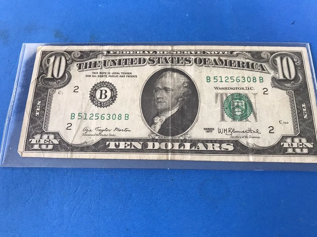 1977 $10 Ten Dollar  Green Seal Federal Reserve Note  Loc #31b