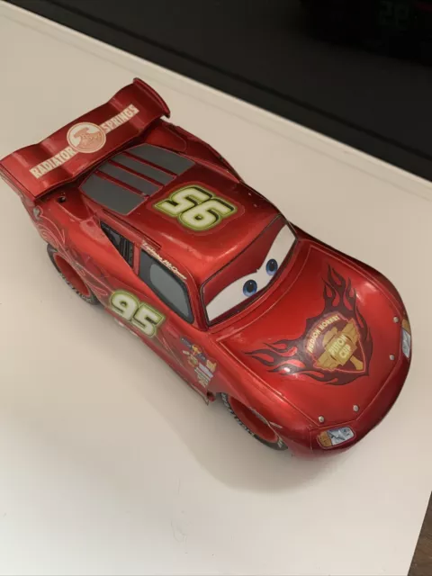 Disney Pixar Cars – Véhicule Sonore Flash McQueen