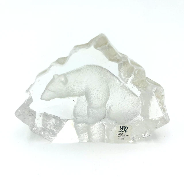 MATS JONASSON POLAR Bear Glass Art Paperweight Swedish Full Lead