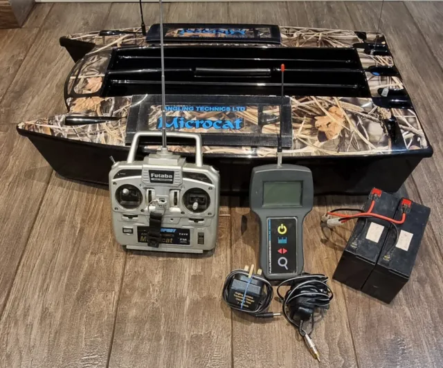 Angling Technics Microcat MK3 Bait Boat With Toslon TF640 Echo/GPS