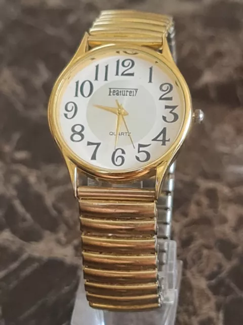 Featurely quartz watch deals